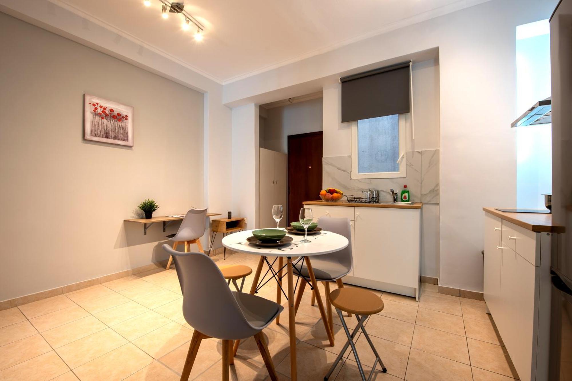 Spacious And Modern One Bedroom Apartment Athens Exterior photo